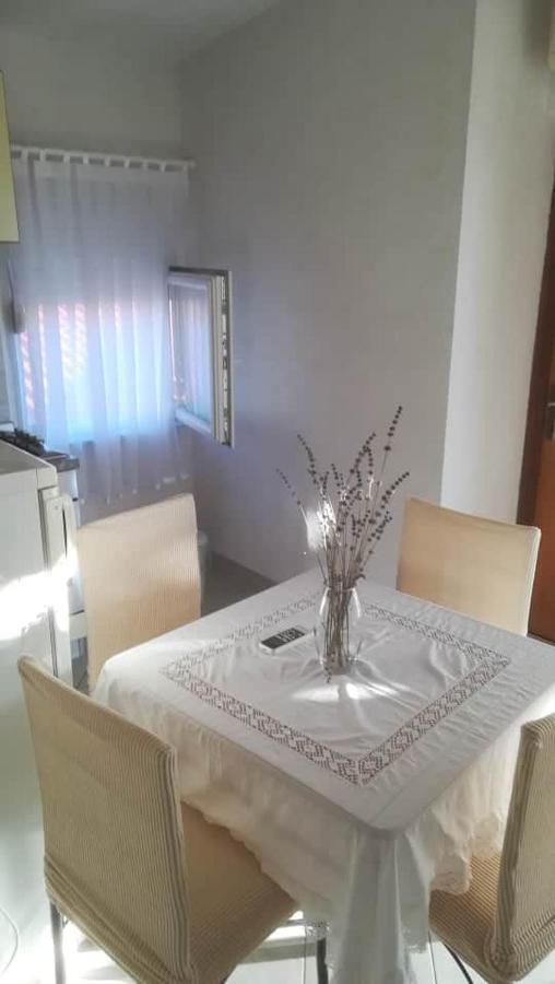 Apartment Krmpotic Vir Exterior photo